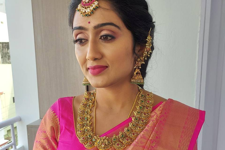 Vasantha Makeup Artist