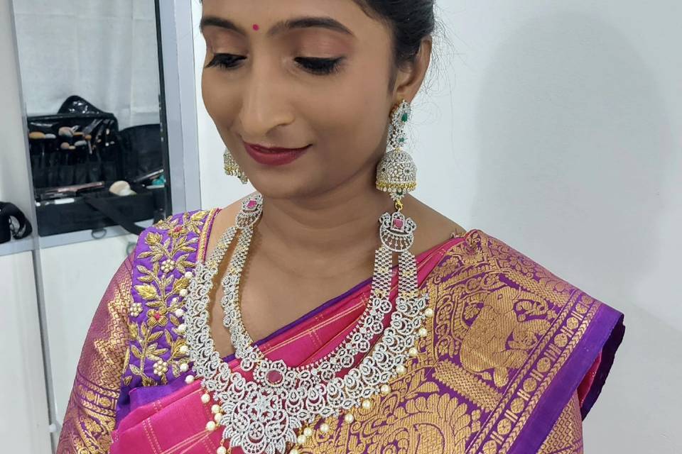 Bridesmaid's makeup