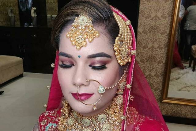 Glisten Makeover By Nikita Bhardwaj