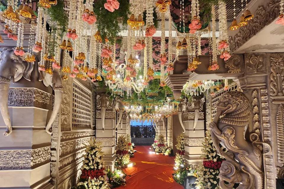 Entrance Decor
