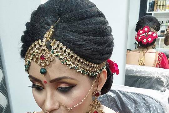 Bridal makeup