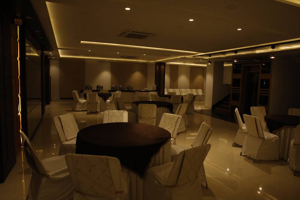 Ka10 Square Hotel & Banquets