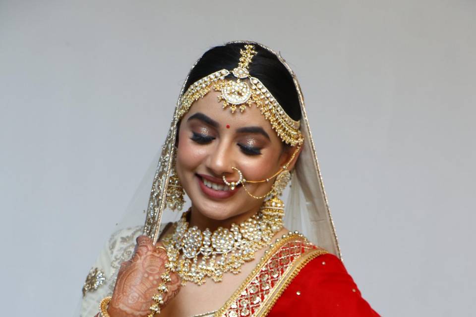 Bridal makeup