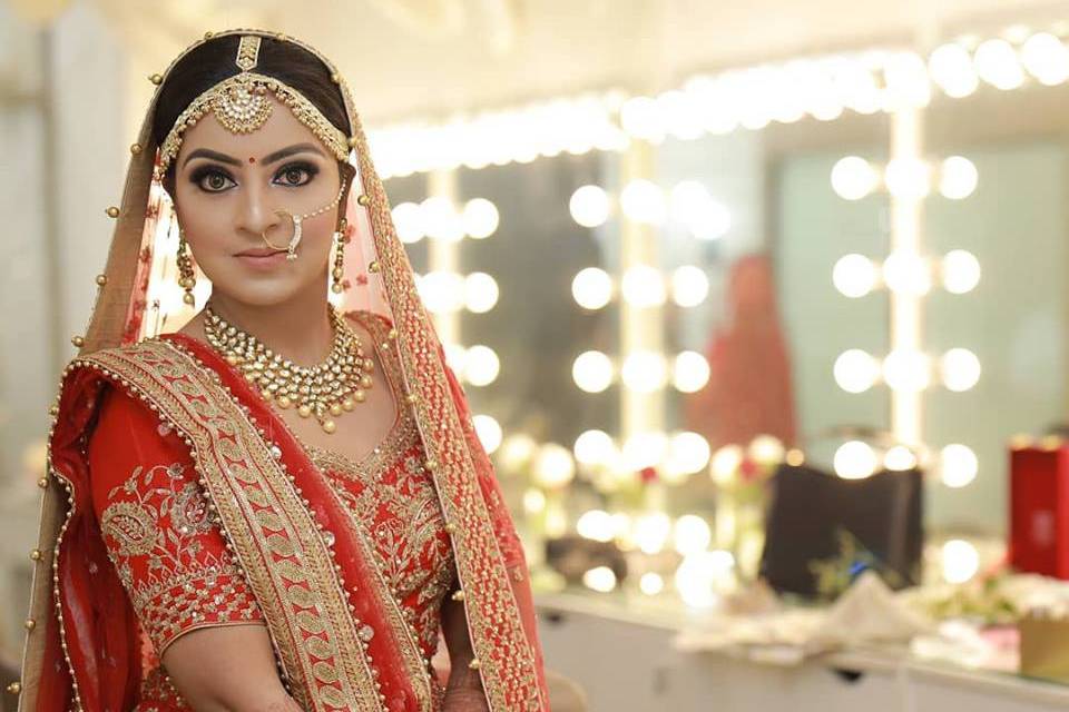 Inder Kaur - Bespoke Makeup & Hair Artistry