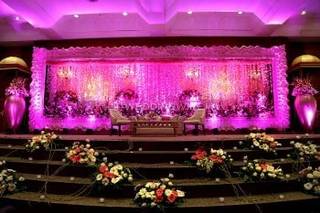 Ferns N Petals - Florist & Gift Shop, Lucknow