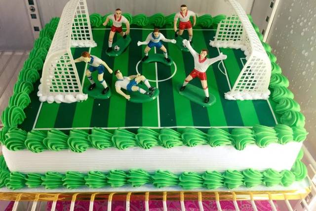 Soccer Wedding Cake Topper,Football Cake Topper,Custom Cake Topper,Mr & Mrs  Cake Topper,Soccer Player Wedding,Football players Silhouette : Amazon.ca:  Grocery & Gourmet Food