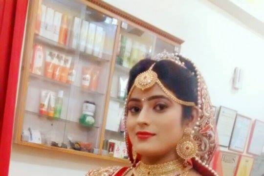 Anubhav Beauty Parlour