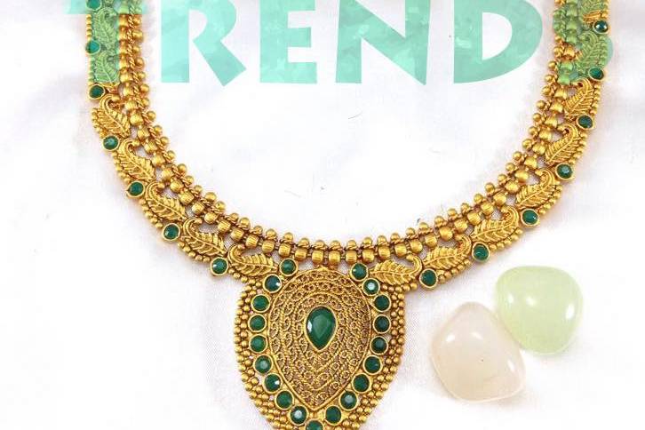 Emerald Necklace Long