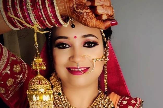 Bridal makeup