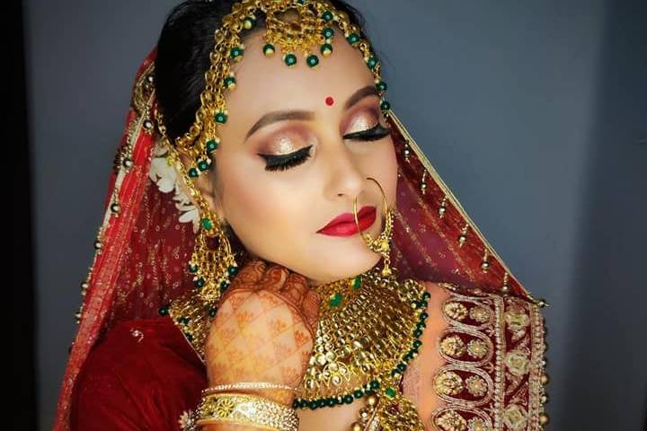 Bridal makeup