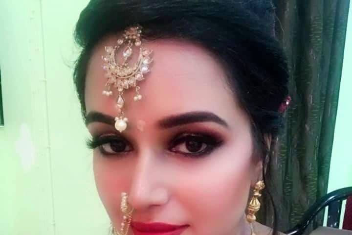 Bridal makeup