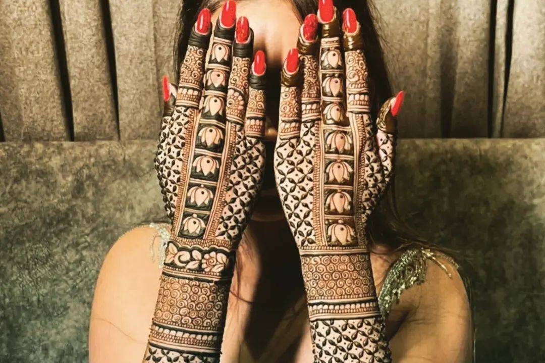 Mehndi designs for Eid-ul-Fitr 2021: Latest trendy henna art, DIY Arabic  pattern - Hindustan Times