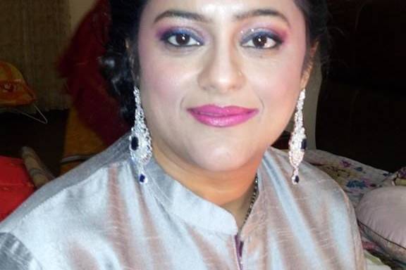 Make Up Artist Rakhi Parcha