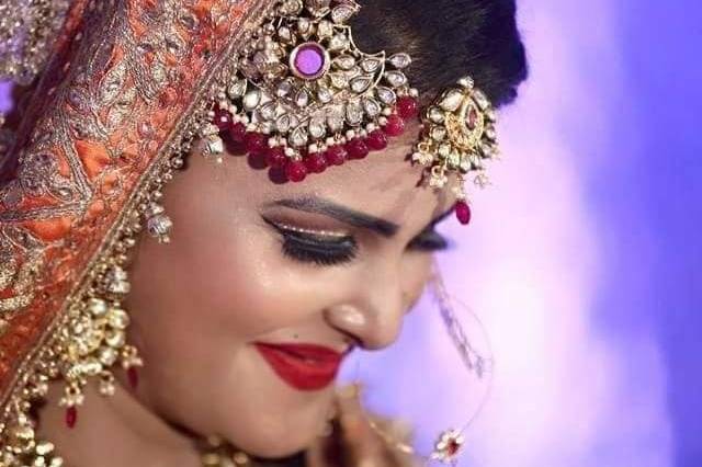 Bridal makeup