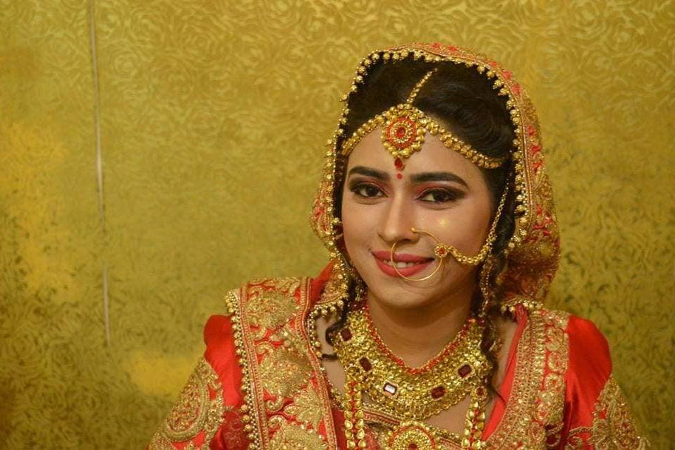 Bridal makeup