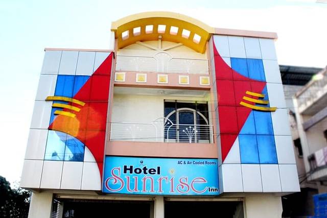 Hotel Sunrise Inn, Lucknow