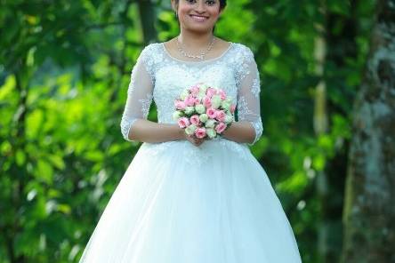 Top Bridal Wear Retailers in Kottayam - Best Bridal Clothing Stores -  Justdial