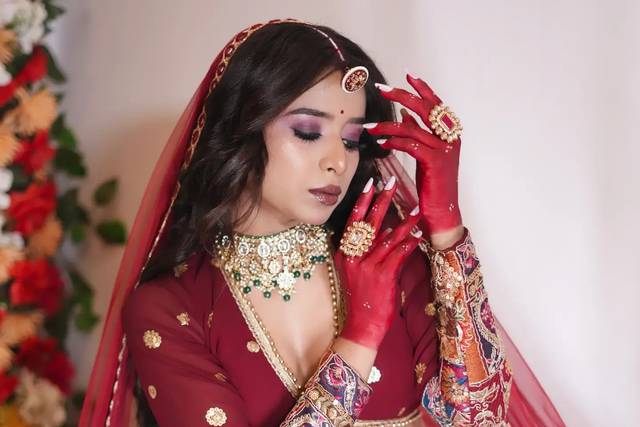 Sonam Roy Makeup Academy