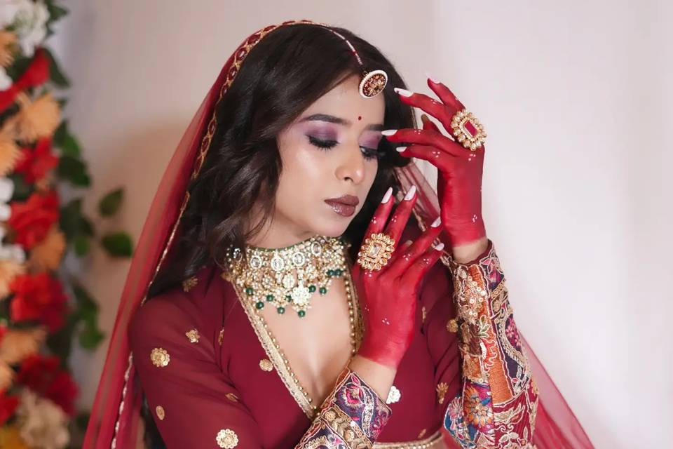 Sonam Roy Makeup Academy