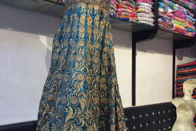 Chandni chowk hotsell ethnic wear