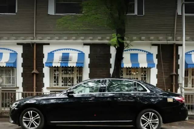 Wedding transportation