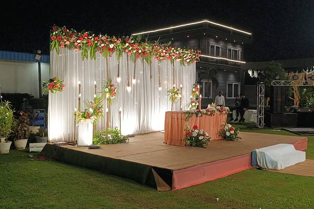 Stage decor