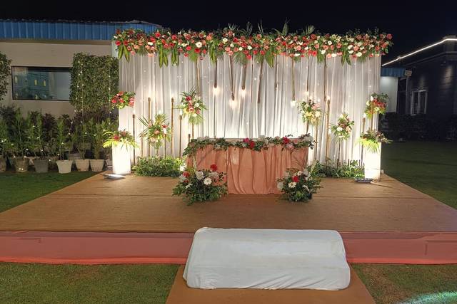 Stage decor