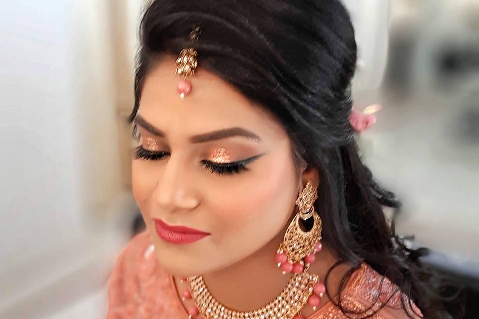 Subtle sangeet look