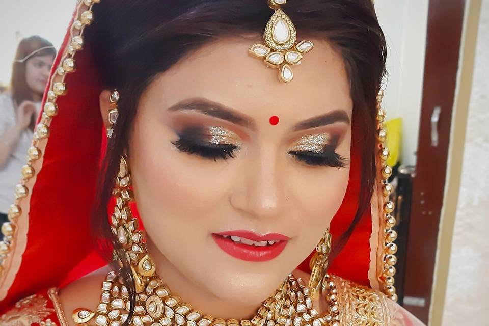 Perfect Indian bride