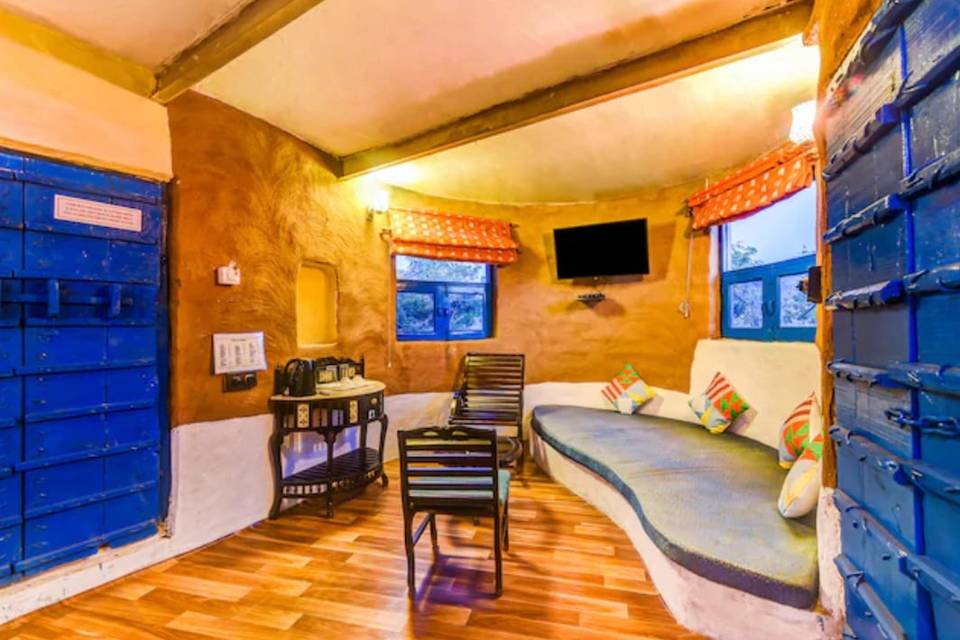 CT Ariisse Village Resort, Bilaspur