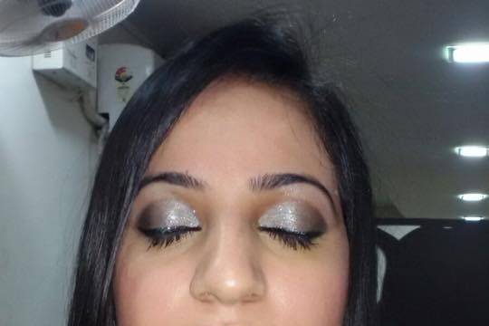 Party makeup