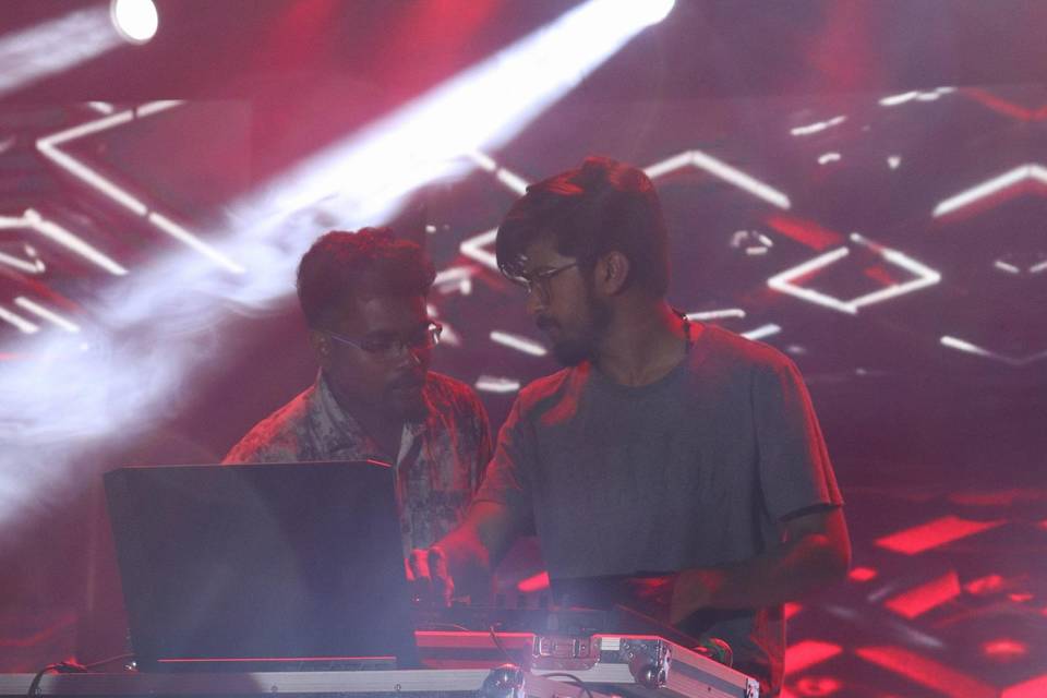 Savin Tomy