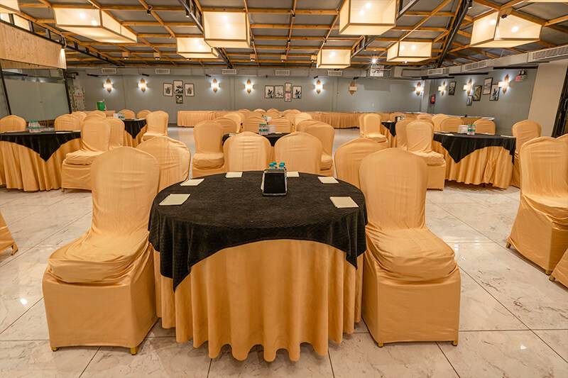 Banquet hall