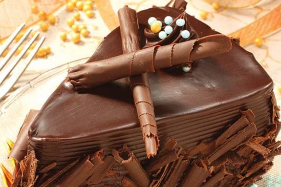 KARACHI BAKERY - Luscious and chic, the Belgium Chocolate... | Facebook