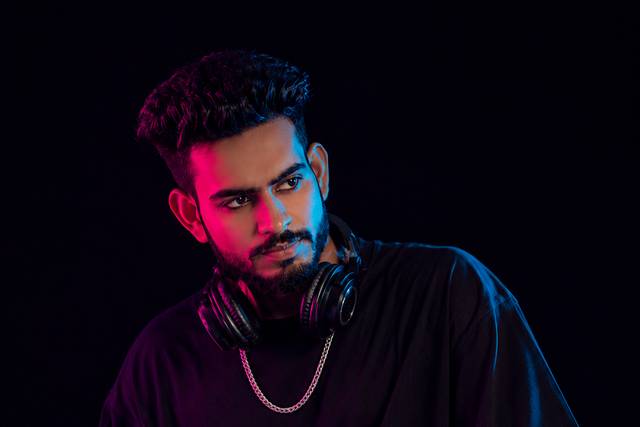 DJ Loxxi