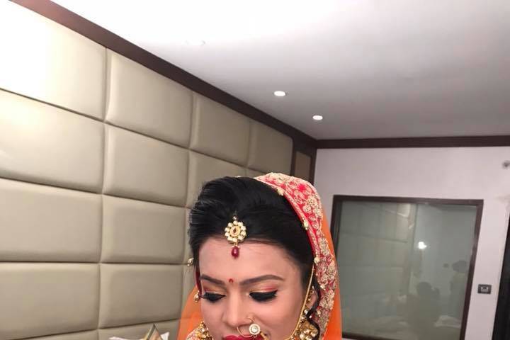 Bridal makeup