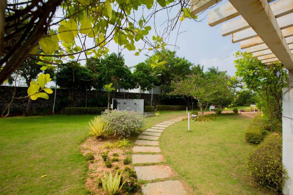 Lush Garden Resort, Kanchipuram