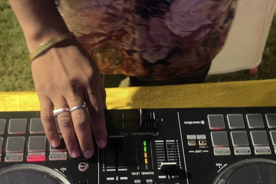 DJ Shivam