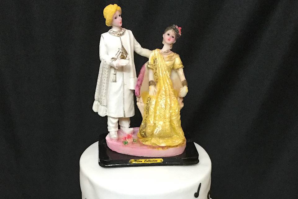 Miras Musical Wedding Cake