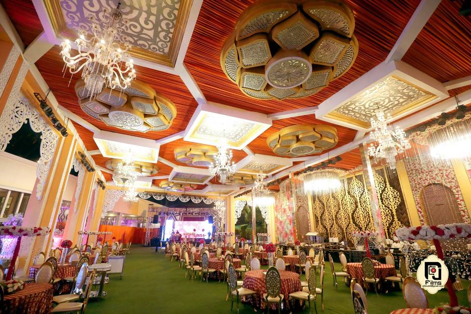 Banquet hall