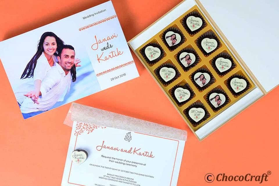 Photo invitations & chocolates
