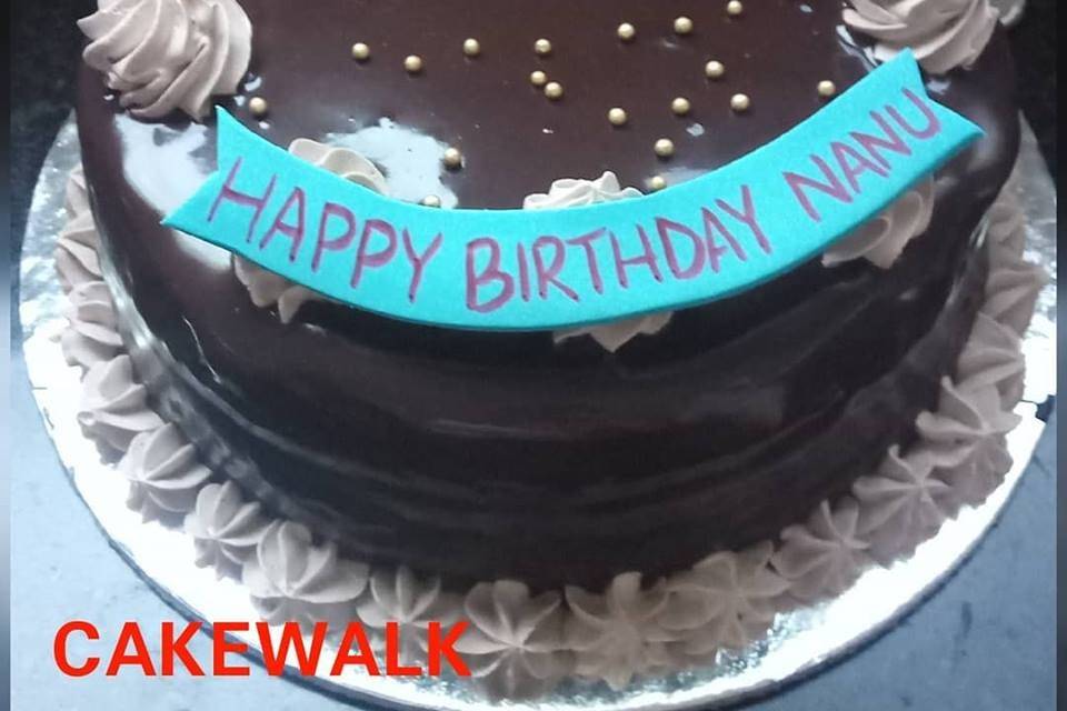 Cakewalk by Niti Hirawat