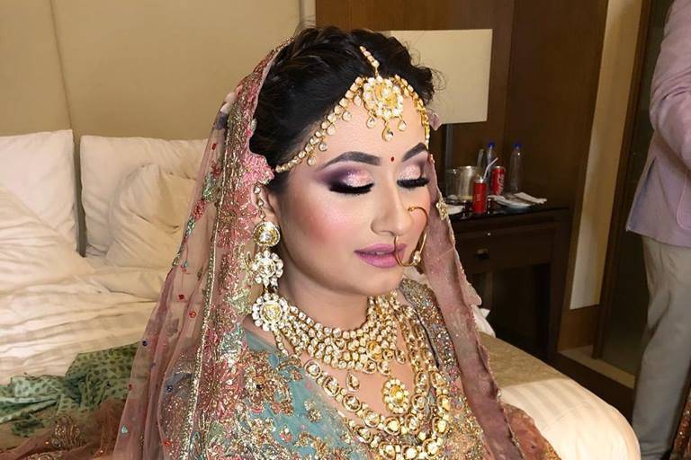 Meera Sakhrani Beauty