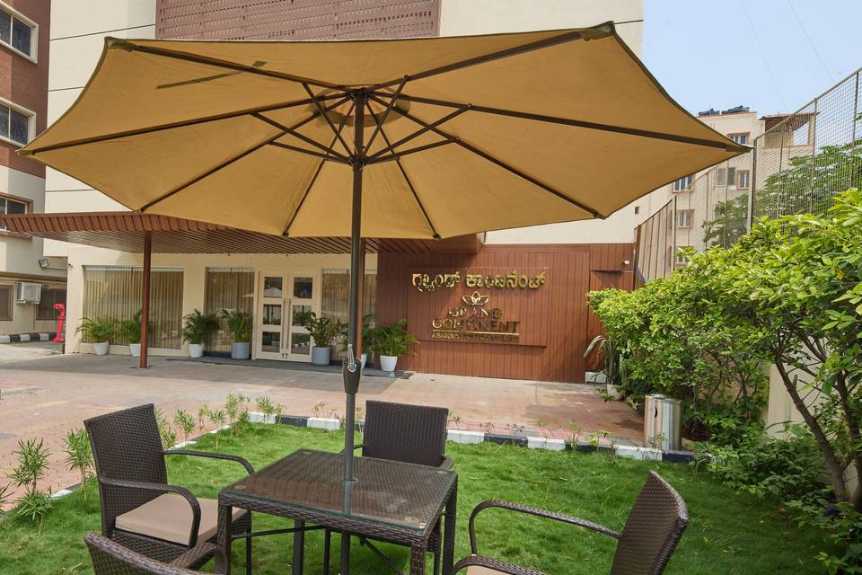 Lawn area