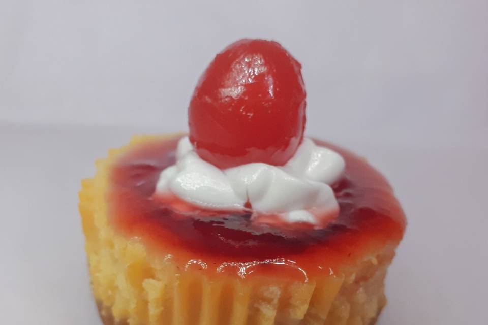 Cherry cheesecup
