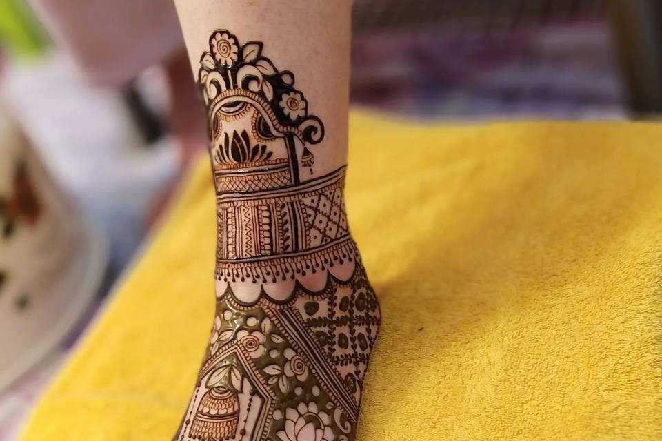 Ravi Mehandi Art