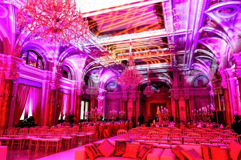 Lighting in the wedding Hall