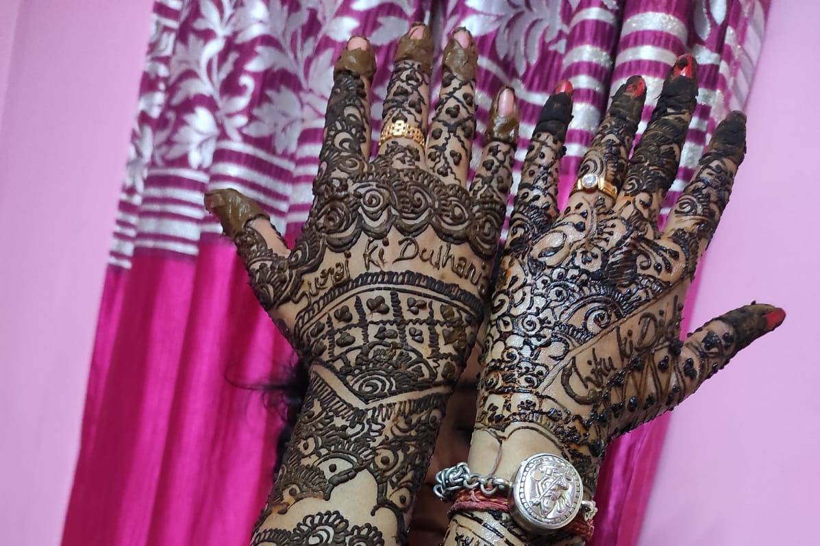 Top Mehndi Artists near Fun Republic Mall-Peelamedu - Best Mehandi  Designers - Justdial