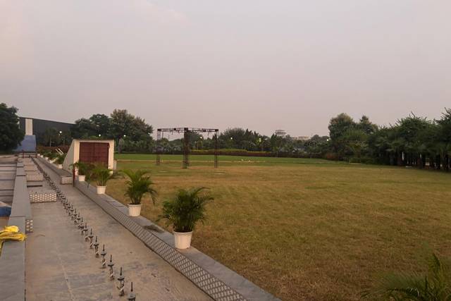 Lawn area