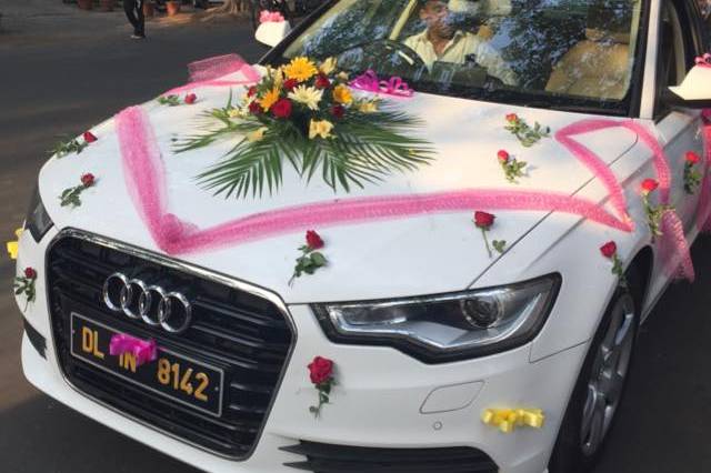 Audi A6 with Normal Decoration